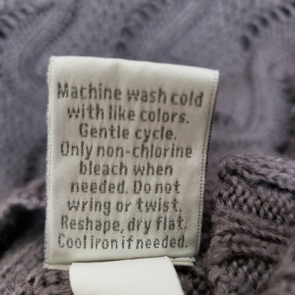 Knitted Mauve Sweater - Picture 5 of 6